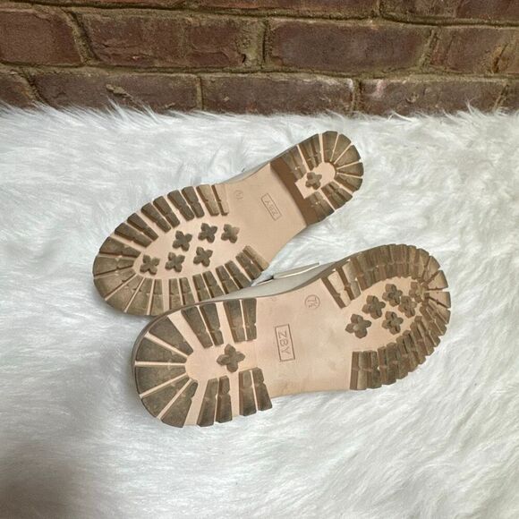 ZBY Women’s Stone Lug Loafers Size 7.5 - Picture 6 of 7